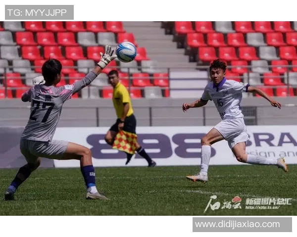 足球明星传接球精彩瞬间集锦带你领略顶级球技魅力